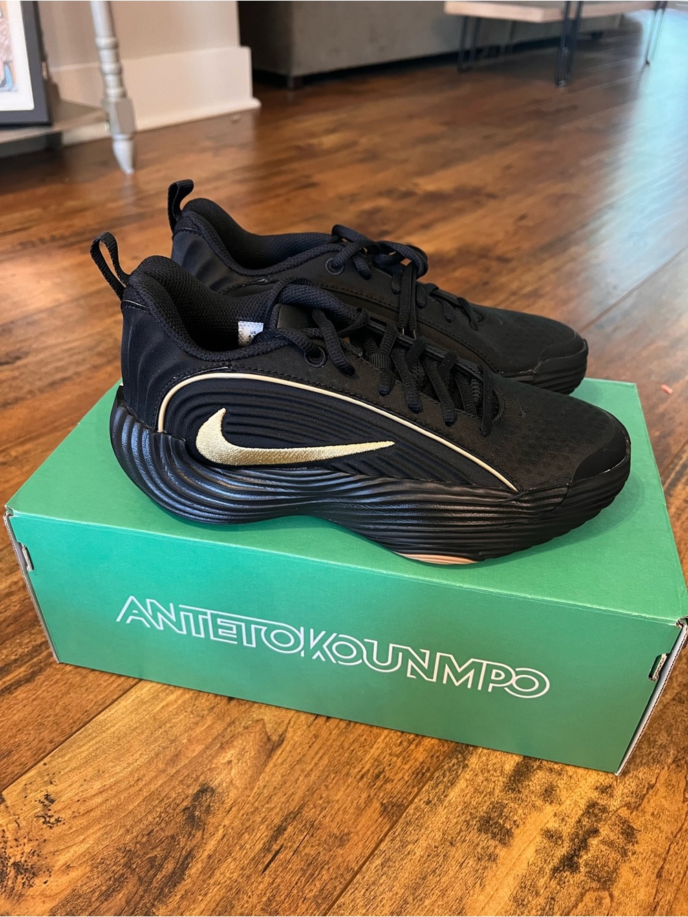 Nike Basketball Giannis Immortality 5 Youth 4.5 NEW